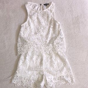 ☁️SMALL ALL WHITE ROMPER☁️